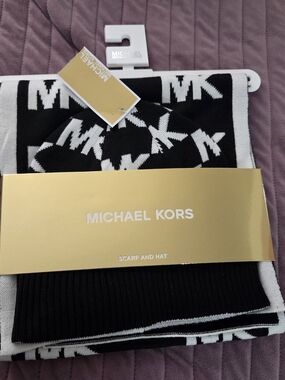 Michael Kors Black and White Logo Knit Scarf